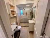 Apartament de vanzare cu 3 camere 