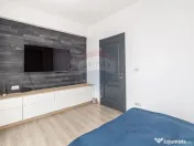 Apartament tip PENTHOUSE, 3 camere de vânzare, posibil R... 