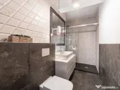 Apartament tip PENTHOUSE, 3 camere de vânzare, posibil R... 