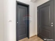 Apartament tip PENTHOUSE, 3 camere de vânzare, posibil R... 