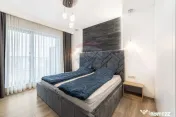 Apartament tip PENTHOUSE, 3 camere de vânzare, posibil R... 