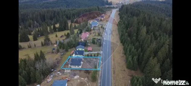 Casă / Vilă cu 8 camere de vânzare