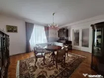 Apartament 4 camere , pet friendly, cu parcare si curte, ...