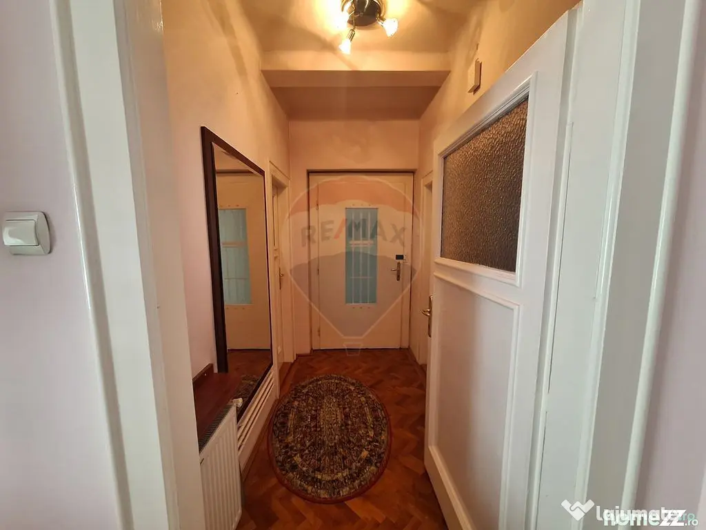 Apartament 4 camere , pet friendly, cu parcare si curte, ...