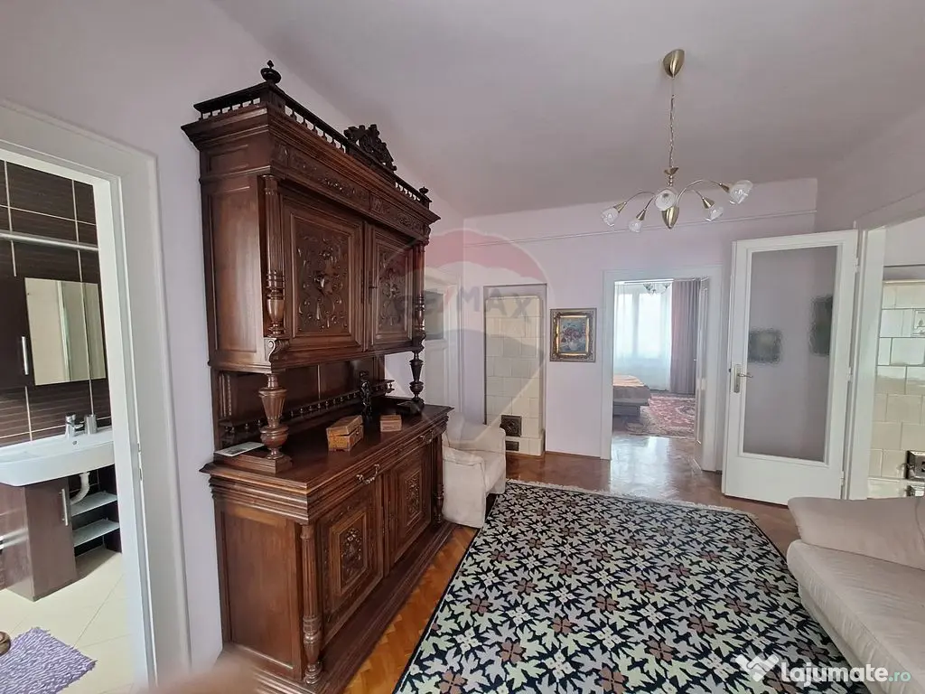 Apartament 4 camere , pet friendly, cu parcare si curte, ...