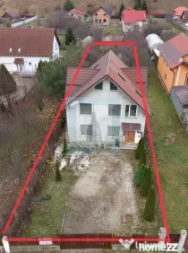 Casa/Villa , 5 camere, singur în curte, 960 mp teren- zo...