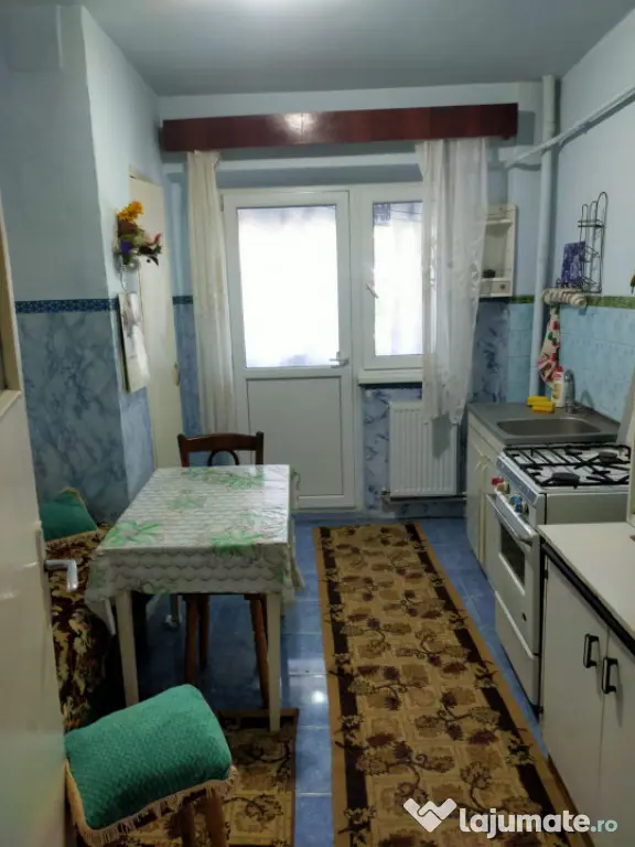 Apartament 3 camere, confort 1 decomandat, zona Obor.