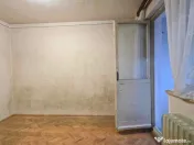 Ap 3 cam tip T de vânzare str Razboieni 