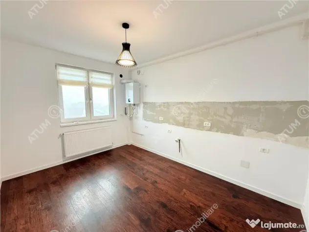 Apartament cu 4 camere 159 mp utili 2 locuri parcare 3 bai i
