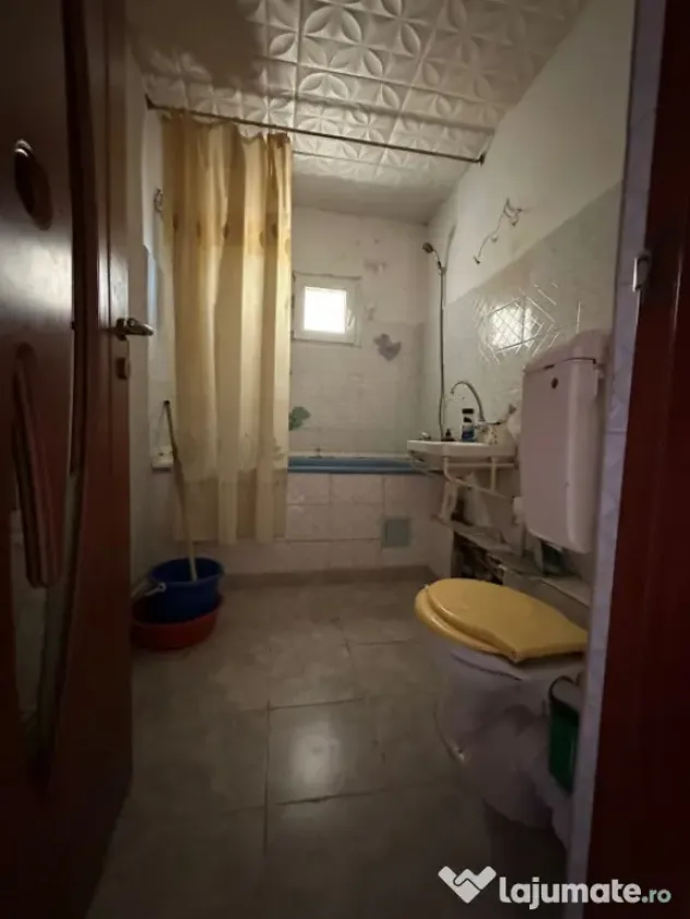 - Apartament 2 camere confort 1 decomandat Calarasi 4 - Braila (Braila)