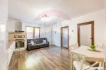 Apartament cu 3 camere de inchiriat in bloc nou + loc de ...
