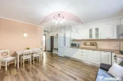 Apartament cu 3 camere de inchiriat in bloc nou + loc de ... 