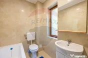 Apartament cu 3 camere de inchiriat in bloc nou + loc de ... 