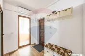 Apartament cu 3 camere de inchiriat in bloc nou + loc de ... 