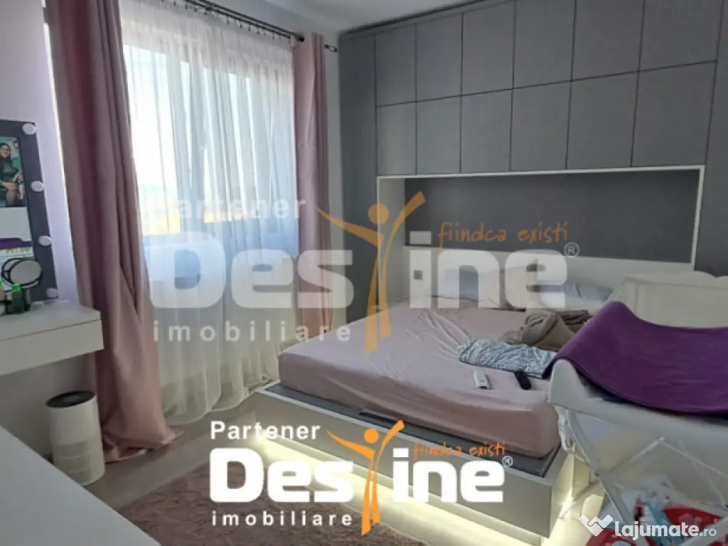 Casa PLAN PARTER, 75 mp + 500 mp TEREN , CIURBESTI