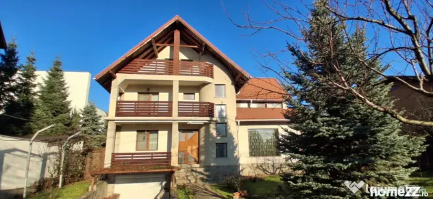 Vilă individuală S+P+1E+Pod | 4 dormitoare | Teren 698 mp - Ploiesti (Prahova)