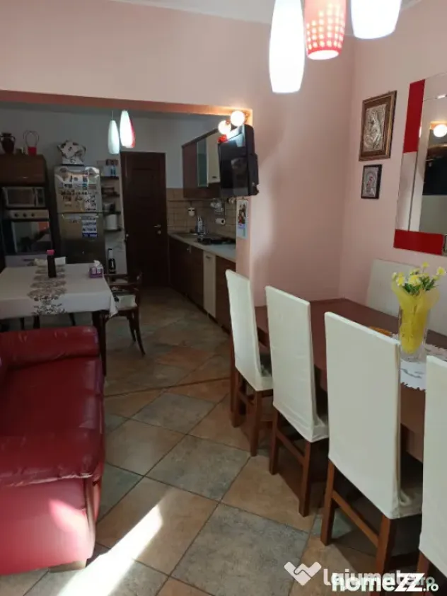 Vilă individuală S+P+1E+Pod | 4 dormitoare | Teren 698 mp - Ploiesti (Prahova)