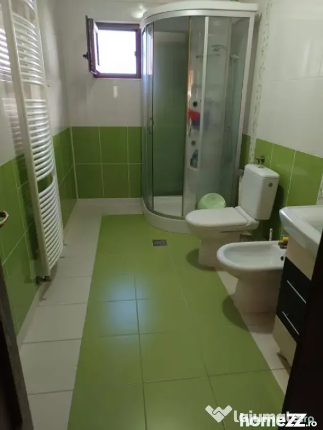 Vilă individuală S+P+1E+Pod | 4 dormitoare | Teren 698 mp - Ploiesti (Prahova)