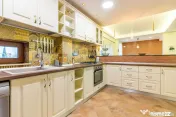Vilă P+E+M cu 4 camere, 294 mp, Berceni/Ilfov 