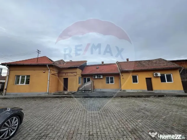 Casă cu 5 camere de închiriat în zona Marasti, Piața ... - Cluj-Napoca (Cluj)