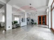 Proprietate speciala 1022 mp utili de vanzare pe Malul Mu... 