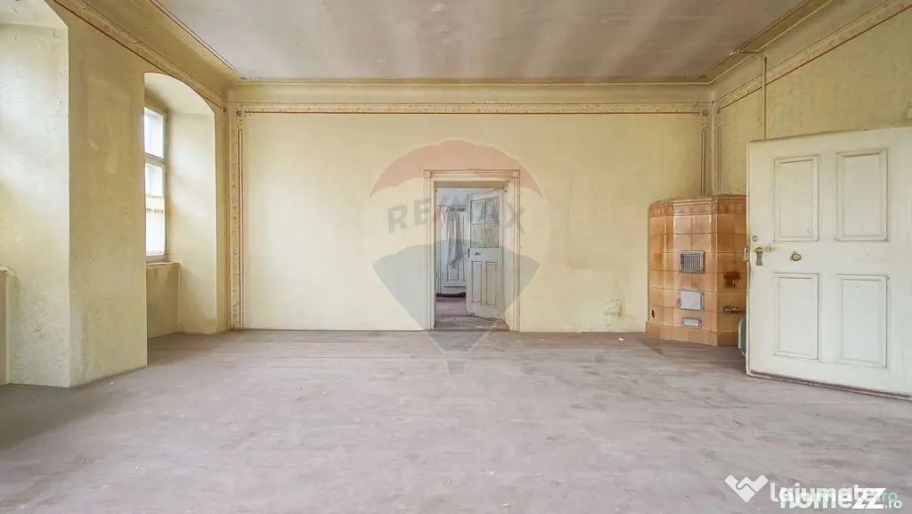 Casă singură în curte, de închiriat, Schei!