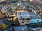 Casă nouă cu etaj semifinalizată în Aradul Nou 