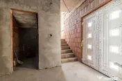 Casă nouă cu etaj semifinalizată, zonă liniștită î... 