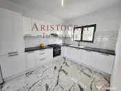 Casa parter zona centrala 