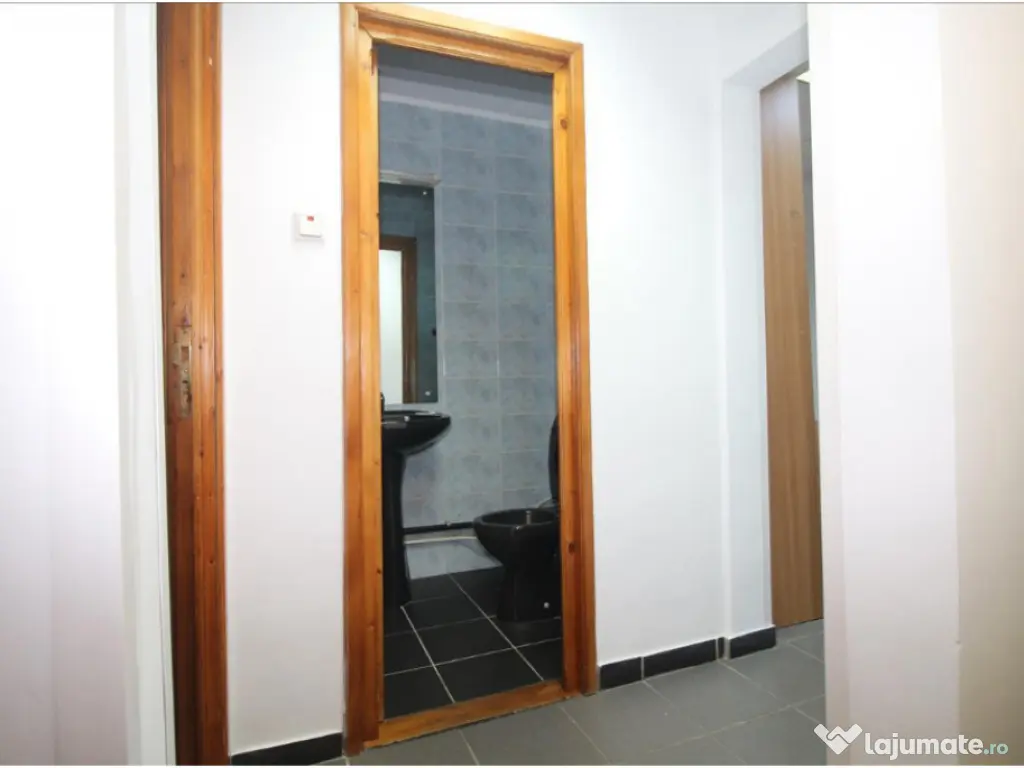 Spațiu de birou – 4 camere, 70 mp – Ultracentral, zona