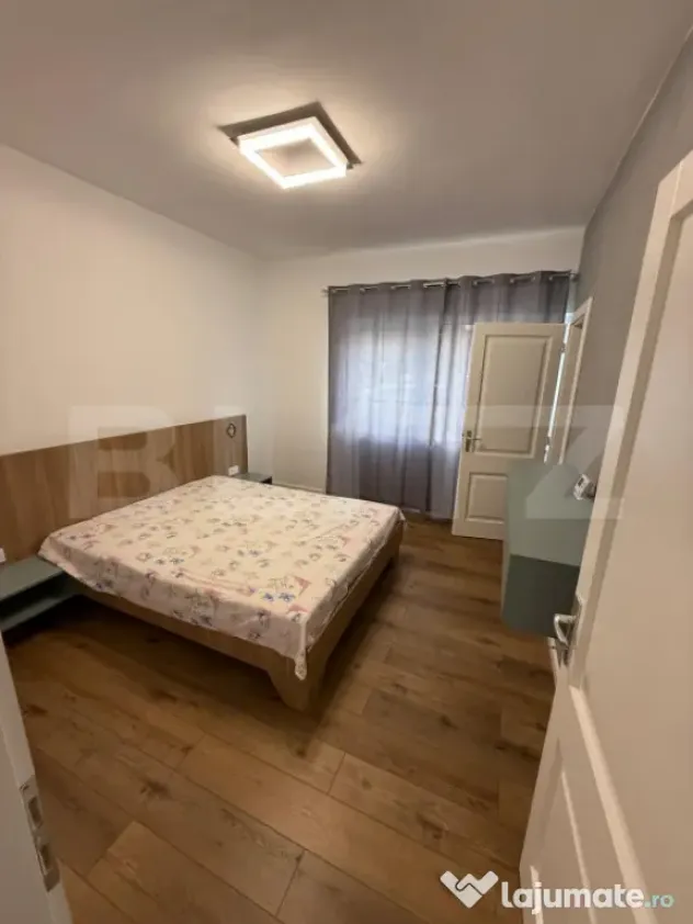 Apartament de vanzare, 2 camere, 53 mp, balcon si parcare, B