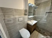 APARTAMENT 3 CAMERE DECOMANDAT IN ZONA DEOSEBITA CU VEDERE S