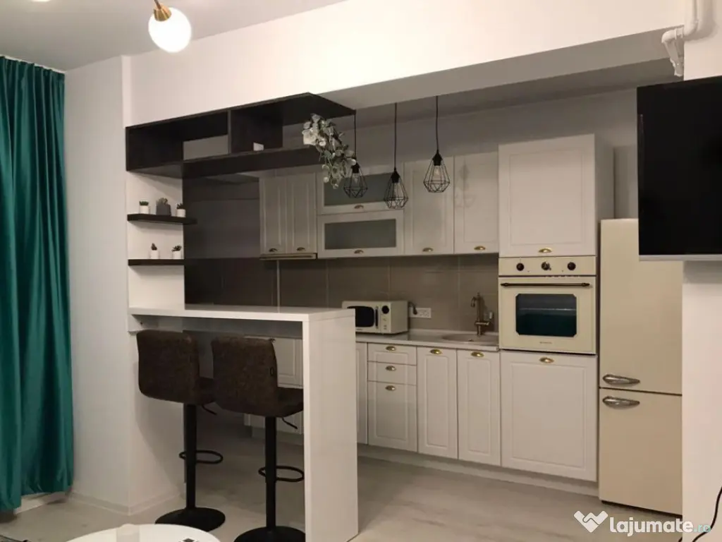 Apartament 2 camere de inchiriat, in zona Vivo Mall