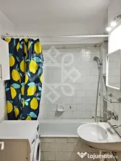 Apartament cu 2 camere, decomandat in zona Decebal Oradea 