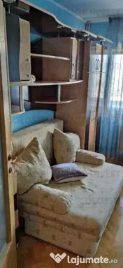Apartament 3 camere, decomandat - zona Astra 