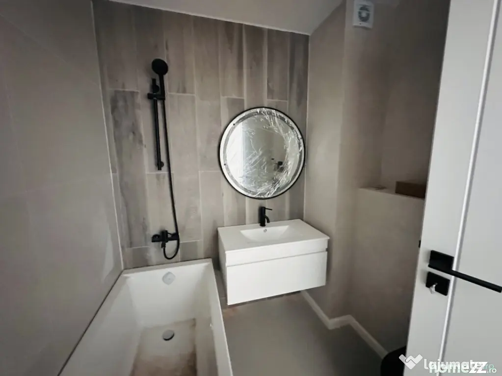 Penthouse 3 camere 105 mp, terasă 108 mp superb, Orhideelor