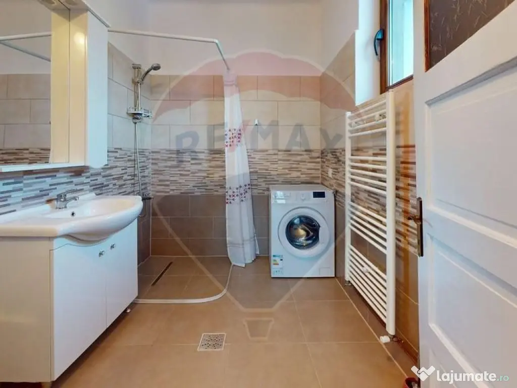 Casă cu 3 camere de vânzare Calea Dumbravii