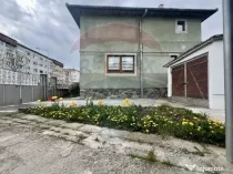 Casă cu 3 camere de vânzare Calea Dumbravii