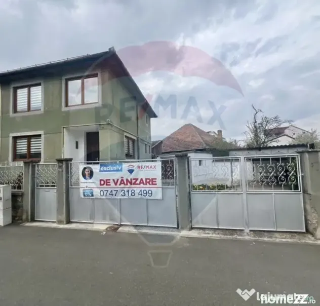 Casă cu 3 camere de vânzare Calea Dumbravii