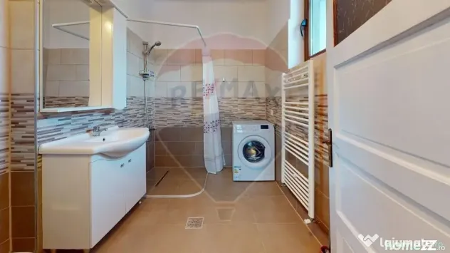 Casă cu 3 camere de vânzare Calea Dumbravii