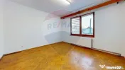 Casă cu 3 camere de vânzare Calea Dumbravii
