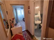 3 camere decomandate zona Bariera, sup 68 mp 