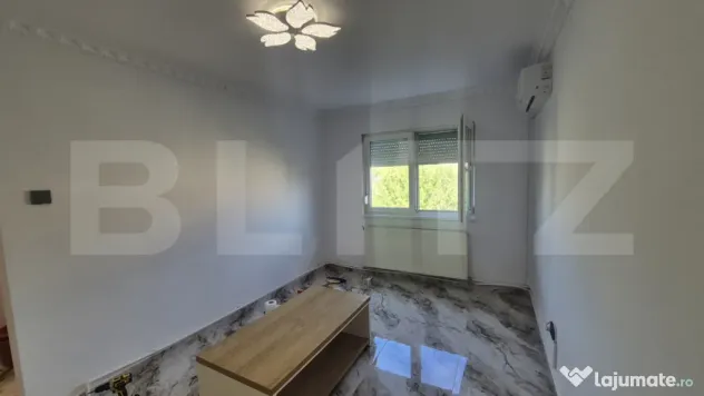 Apartament cu 2 camere de vanzare, 33 mp, Solidaritatii