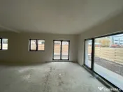 Duplex zona Sub Cetate 