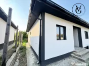 Casa la sol | 4 camere | 269 mp | Navodari