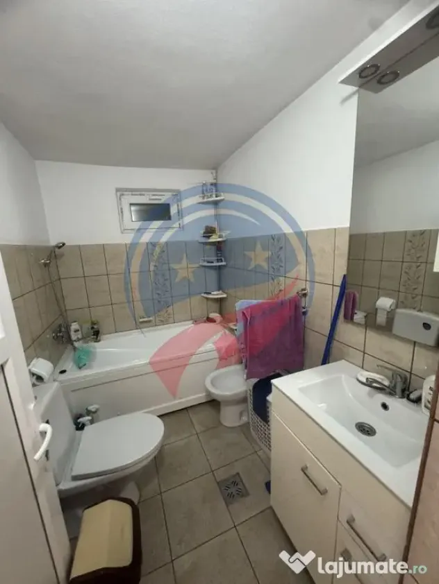 Casă primitoare, excelent poziționată, ideală pentru ...