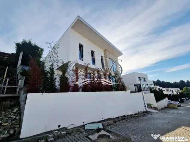 Casa deosebita in ansamblul White House, zona Vivo - Floresti (Cluj)