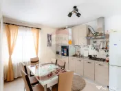 Casă de vânzare P+1 – 245 mp utili, teren 1.240 mp ??... 