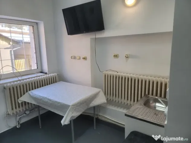 Inchiriez apartament 2 camere + 2 bai pentru muncitori,