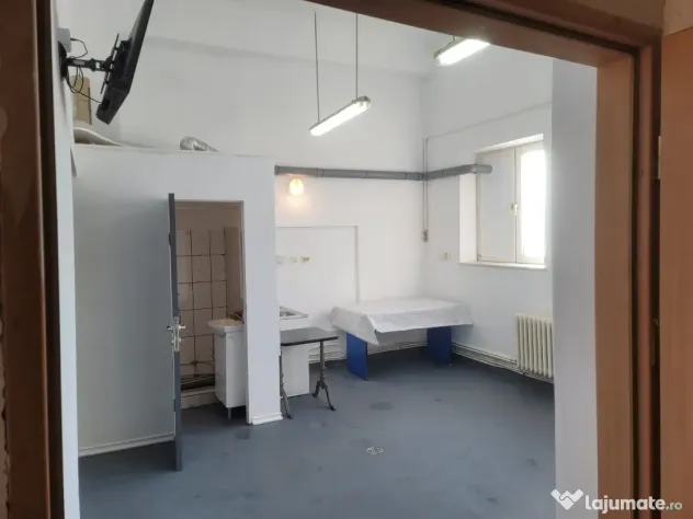 Inchiriez apartament 2 camere + 2 bai pentru muncitori,